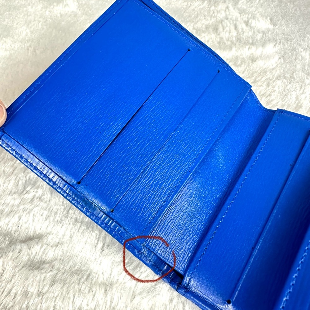 Louis Vuitton Epi Leather Blue Compact Trifold Wallet VINTAGE. NICE! - Picture 12 of 16